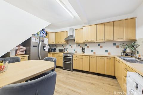 3 bedroom terraced house for sale, Rectory Lane, Hull HU12