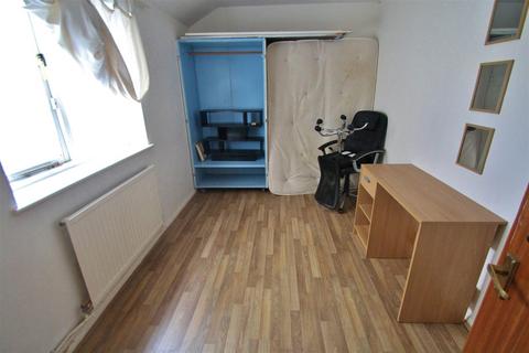 2 bedroom house to rent, Oriental Place, BRIGHTON