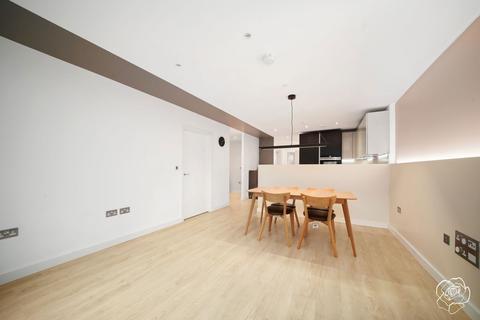 3 bedroom apartment for sale, 5 Madison Way, London E20