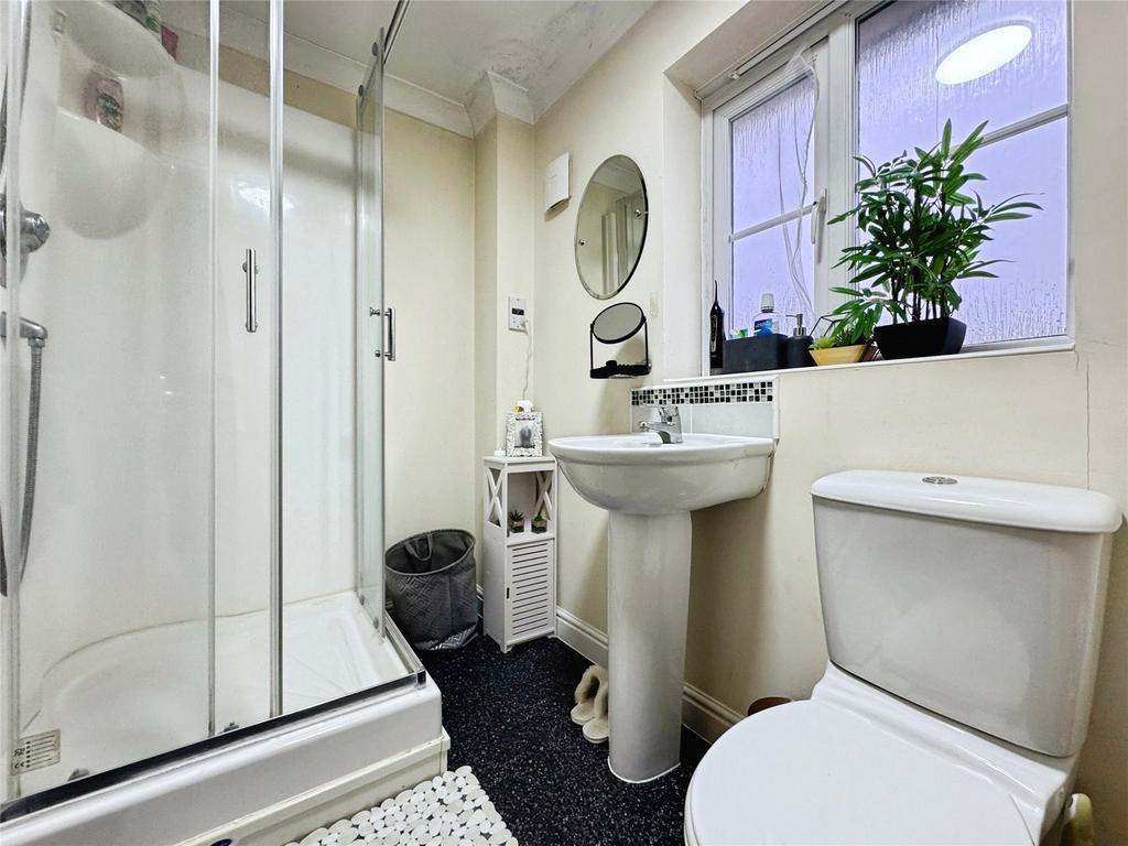 Ensuite