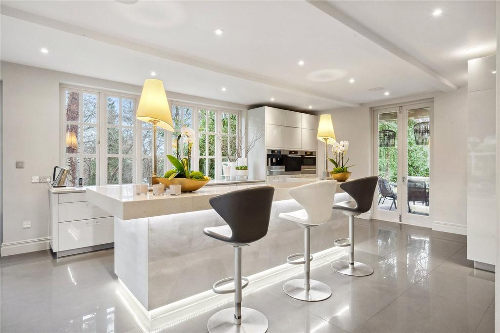 Kitchen/Breakfast