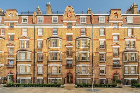 2 bedroom flat to rent, Walton Street, London SW3