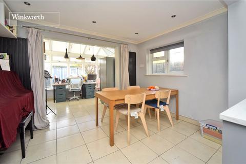 3 bedroom end of terrace house for sale, Buckland Way, Worcester Park, KT4