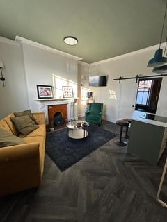 1 bedroom flat for sale, Flat , Principal House,  South End, Boston