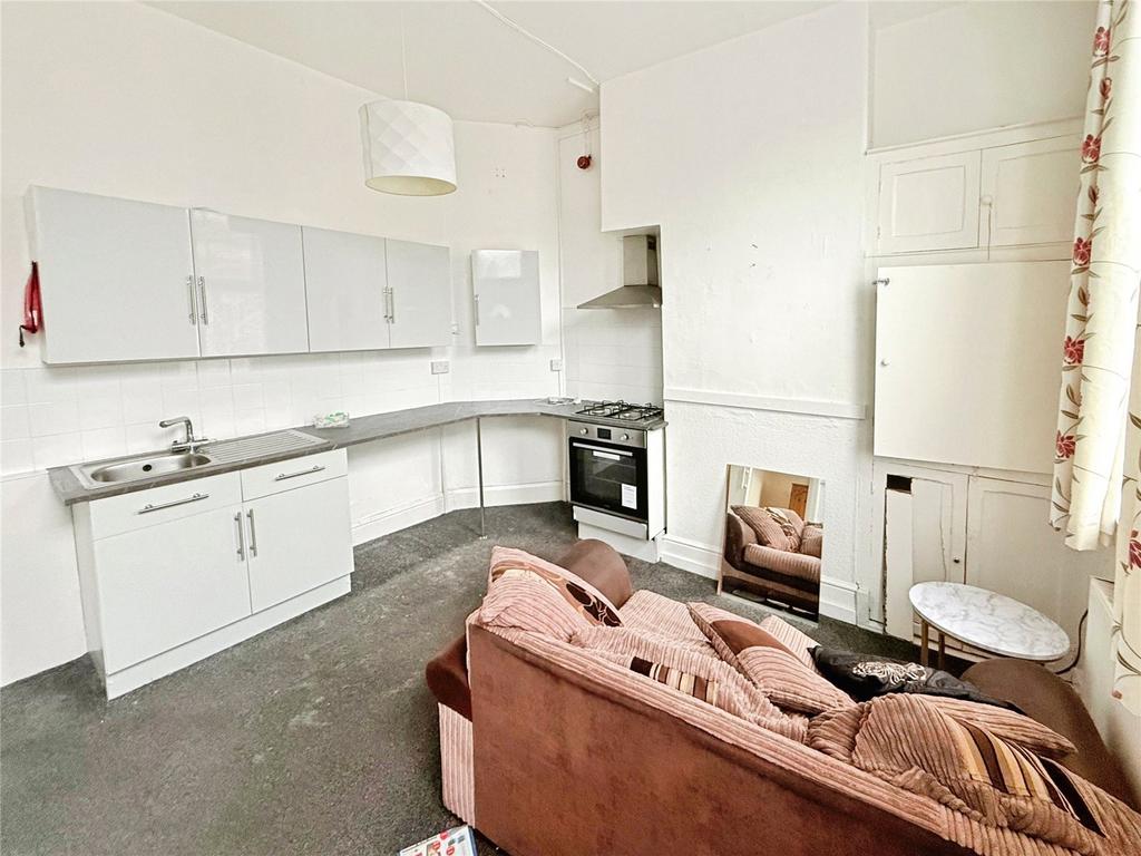 Kitchen/Living Room