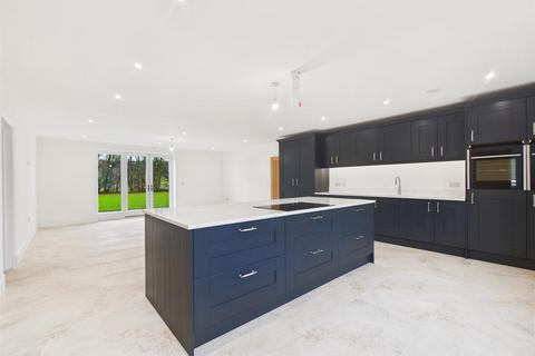 5 bedroom detached house for sale, Hartington