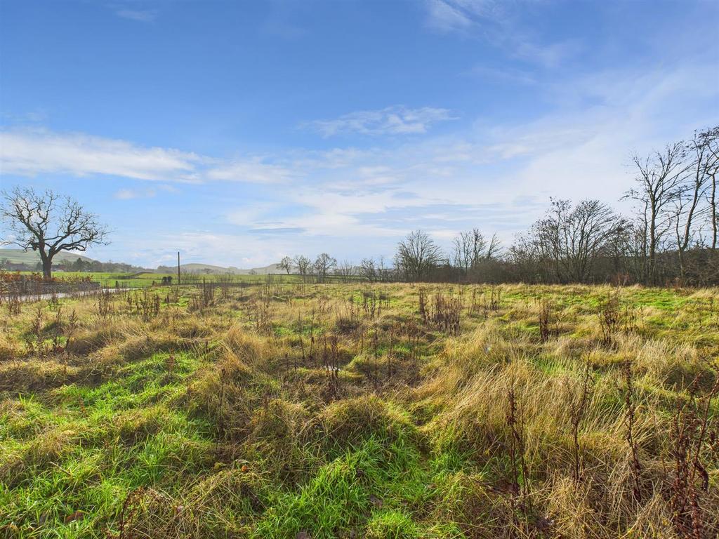 CAM03145 G0-PR0450-STILL028.jpg