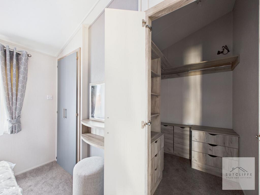 Walk in Wardrobe