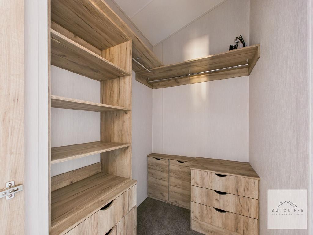 Walk in Wardrobe