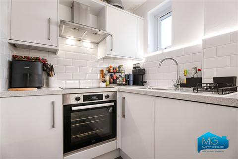 2 bedroom apartment to rent, Market Place, East Finchley, London, N2