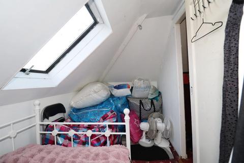 5 bedroom semi-detached house for sale, Westward Way, Kenton, Harrow. HA3 0SE