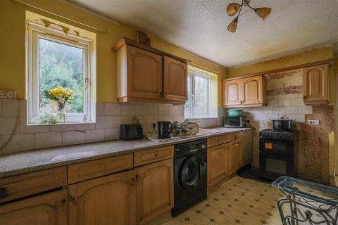 4 bedroom detached house for sale, Ponyfield Close, Birkby, Huddersfield, HD2
