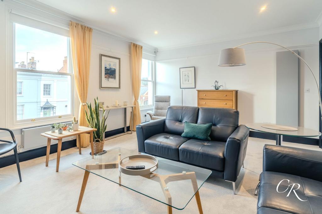 Sitting Room / Bedroom