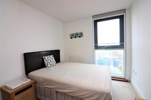 2 bedroom apartment to rent, Neutron Tower, 6 Blackwall Way, London, E14