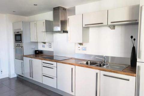 2 bedroom apartment to rent, Neutron Tower, 6 Blackwall Way, London, E14