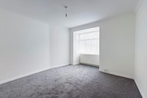 2 bedroom flat for sale, Mafeking Road, Brighton, BN2