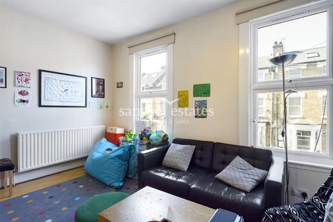 2 bedroom flat to rent, Tintern Street, Brixton, SW4