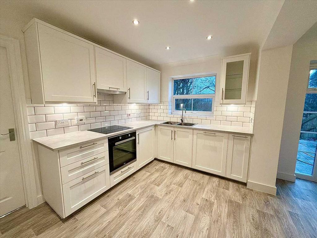 Kitchen/ Breakfast