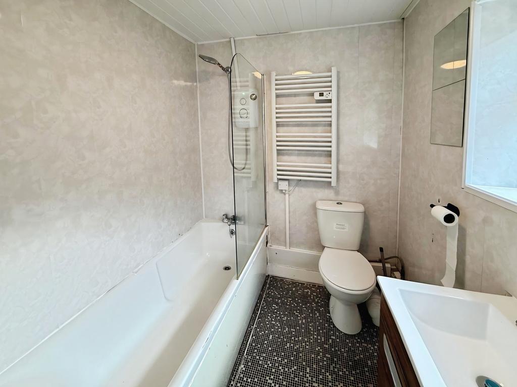 4 T202510300932.jpg