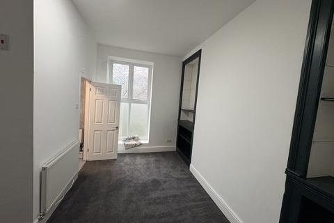 1 bedroom flat to rent, Room 2, Wood Road, Pontypridd