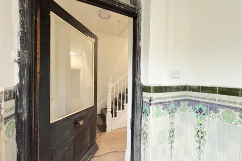 undefined, Room 5, Wood Road, Pontypridd