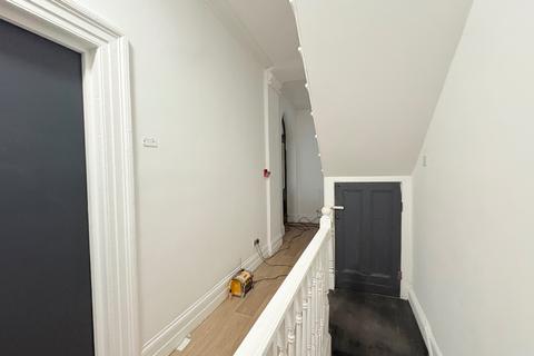 undefined, Room 7, Wood Road, Pontypridd