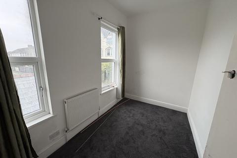 1 bedroom flat to rent, Room 7, Wood Road, Pontypridd