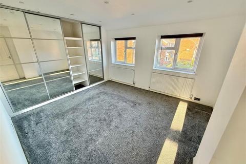 undefined, Brooklands Close, Luton