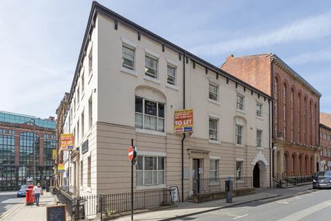 Office to rent, 7 King St Leeds LS1 2HH