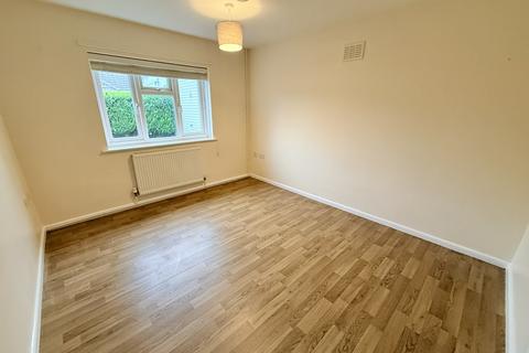 undefined, Sherbro Place, Mere BA12