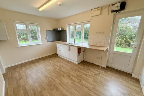 undefined, Sherbro Place, Mere BA12