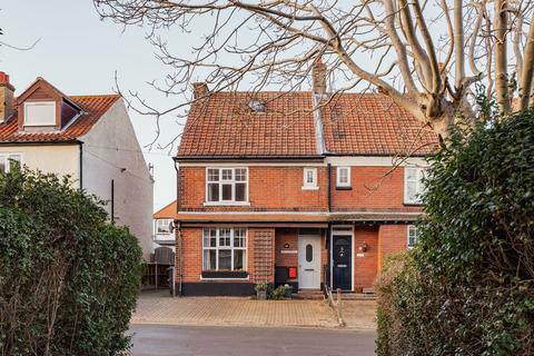 4 bedroom semi-detached house for sale, Four Bedroom Seaside Escape in Sheringham