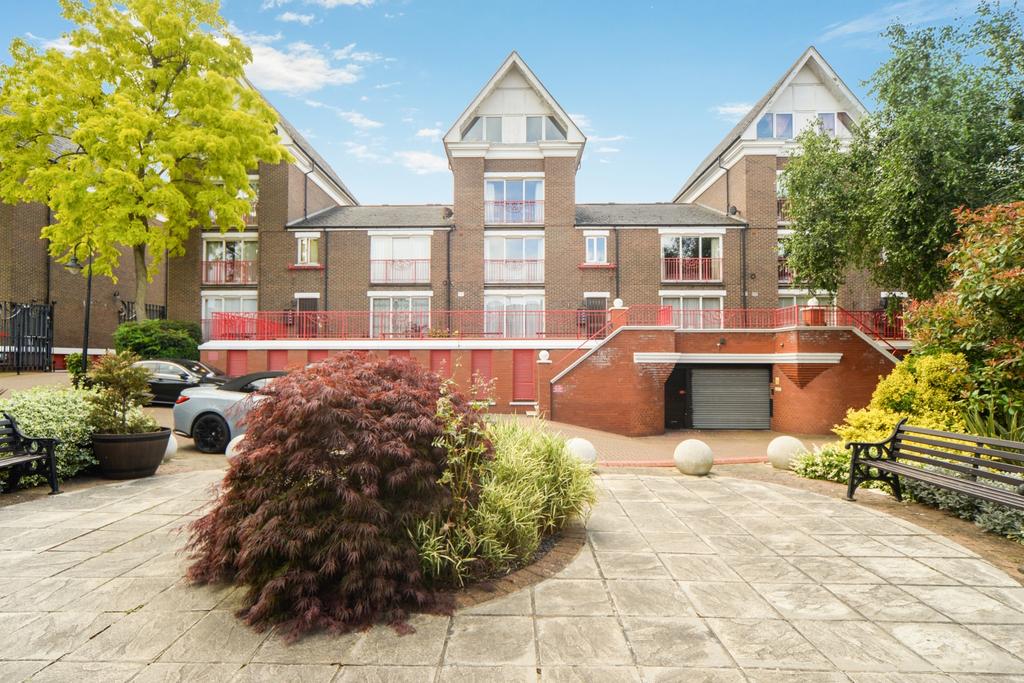 Lockesfield Place, I