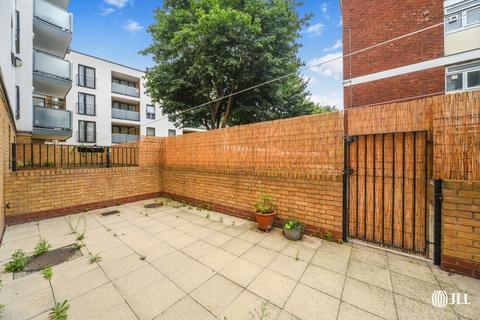 1 bedroom flat to rent, Robsart Street London SW9