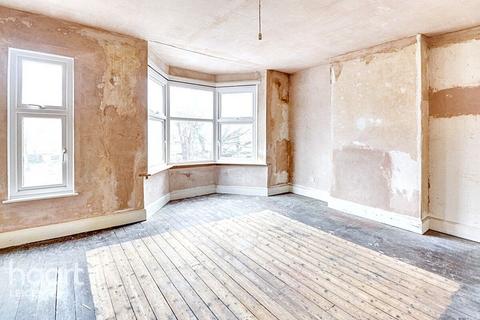 3 bedroom terraced house for sale, Kirby Road, Leicester