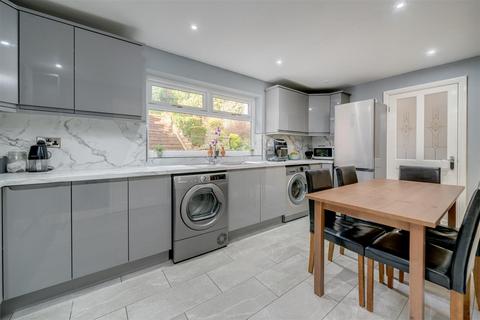 undefined, Knaresborough Drive, Huddersfield HD2