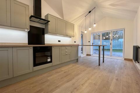 3 bedroom semi-detached house for sale, Barnett Hill, Clent, Stourbridge