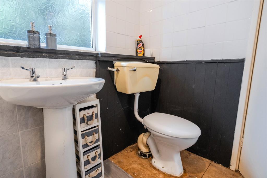 Bathroom (2)