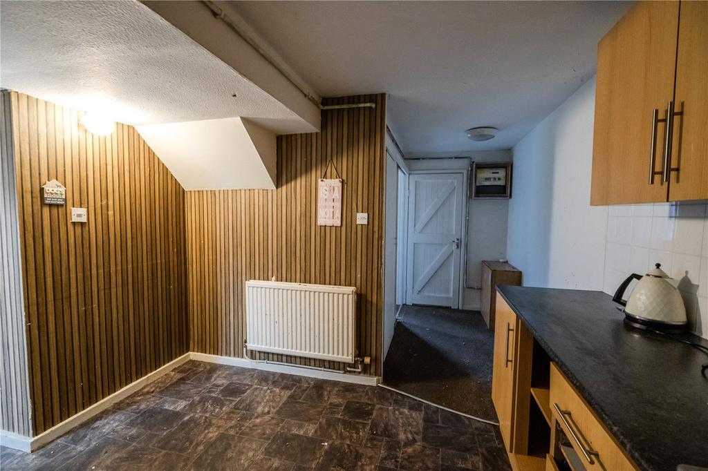 Kitchen (2)