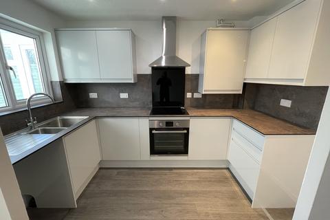 undefined, Scott Close, Taunton TA2