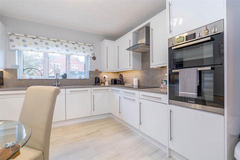 4 bedroom detached house for sale, Dunham Drive, Whittle-Le-Woods, Chorley