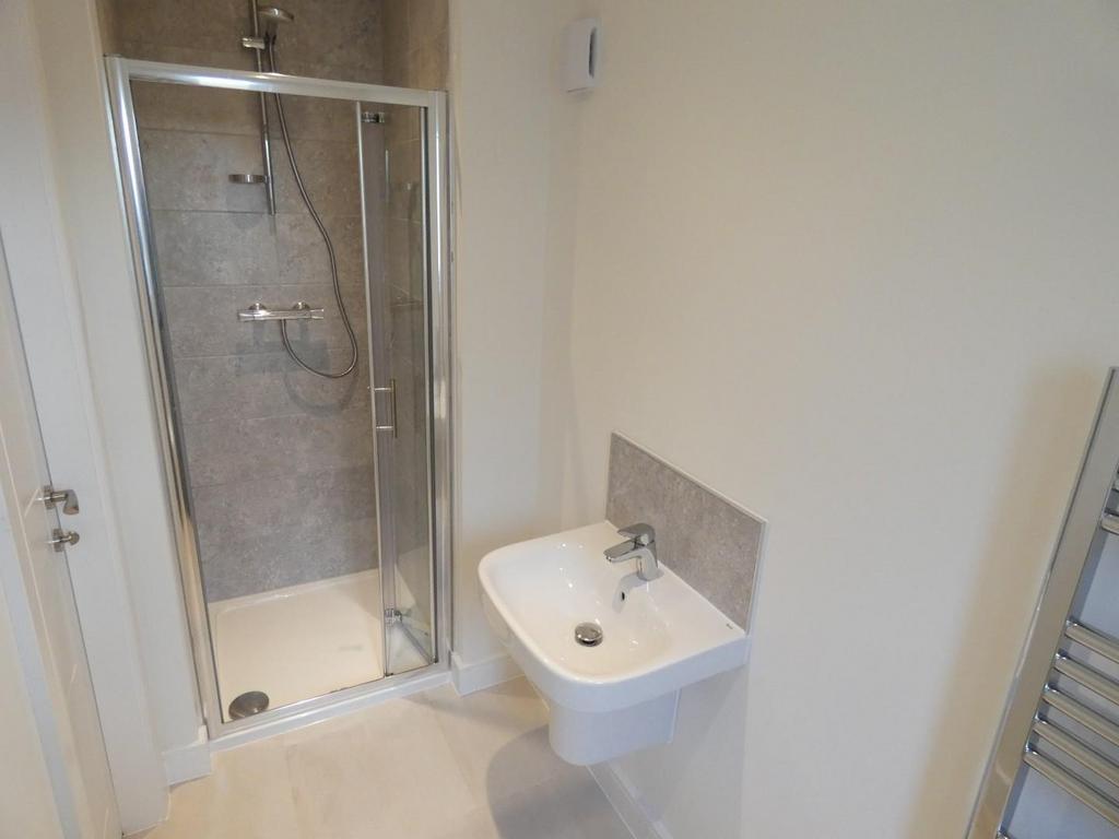 Master En-Suite