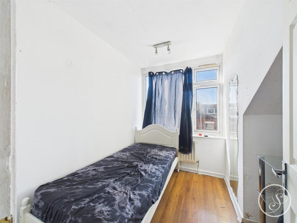Bed 3