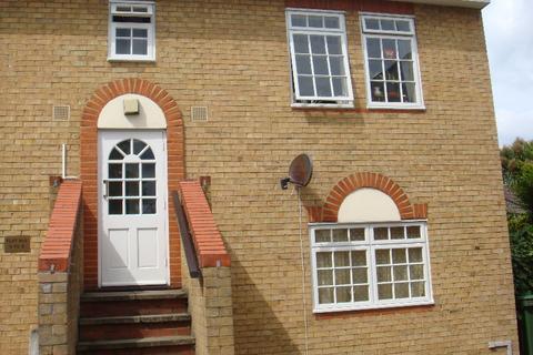 undefined, Elgar Close, London E13