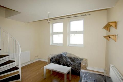 undefined, Elgar Close, London E13