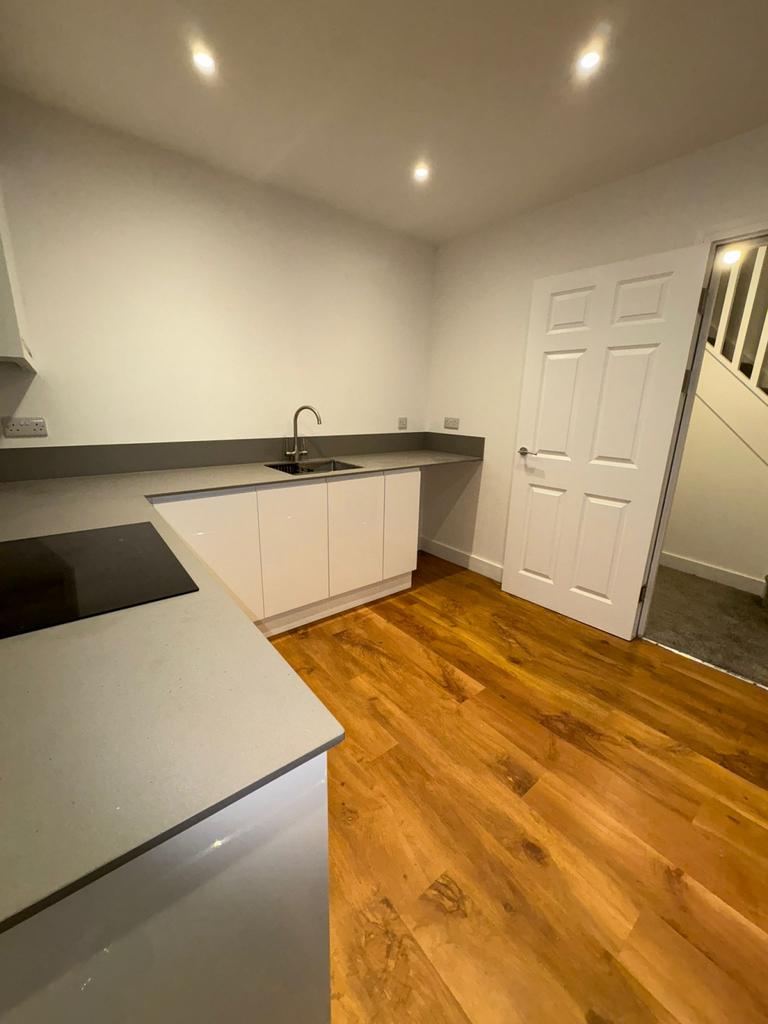 2 Bed Maisonette Flat