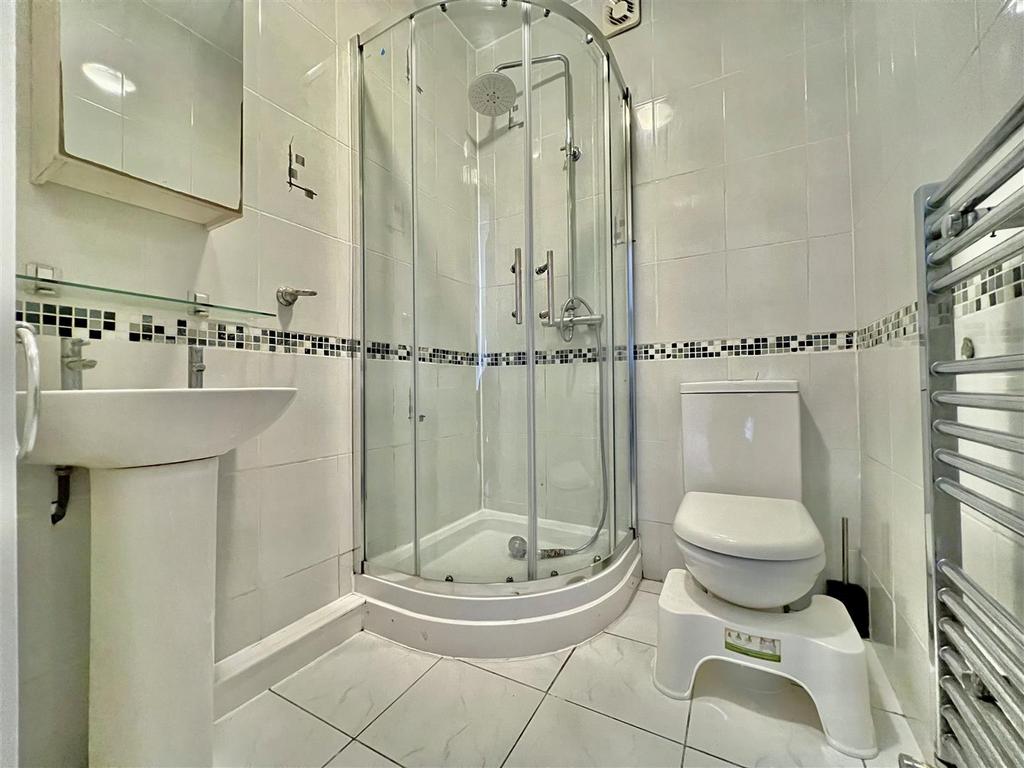 Shower Room/ WC