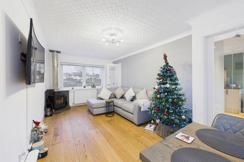 2 bedroom house for sale, Torlundy Road, Fort William PH33