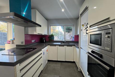 undefined, Brook Drive, Harrow HA1
