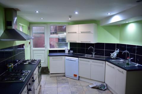 undefined, Headingley Avenue, Leeds LS6